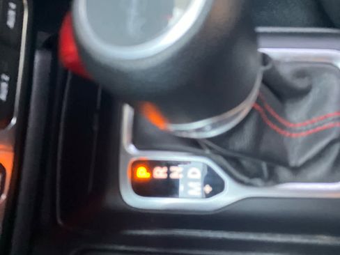 Used 2020 Jeep Gladiator Rubicon w/ Auxiliary Switch Group AWD/4WD image 36