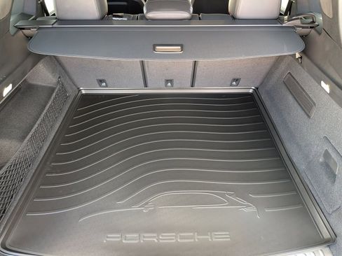 New 2026 Porsche Cayenne image 23