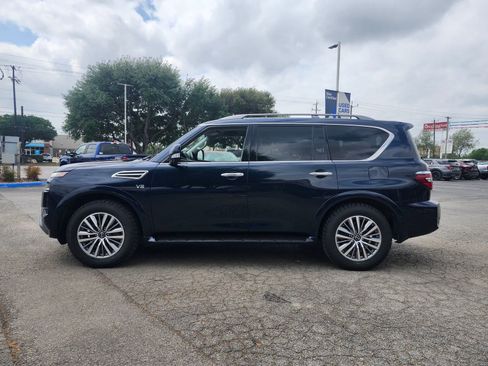 Used 2021 Nissan Armada SL w/ Captain's Chairs Package image 5