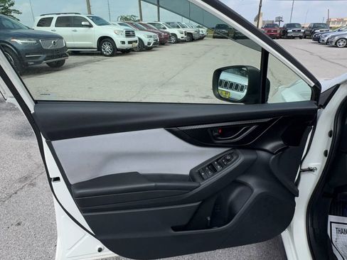Used 2019 Subaru Crosstrek 2.0i Premium AWD/4WD image 11