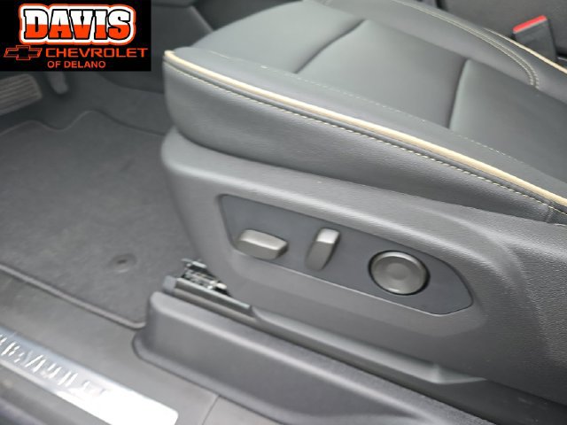 New 2027 Chevrolet Suburban Premier w/ Sun And Tow Package AWD/4WD image 25