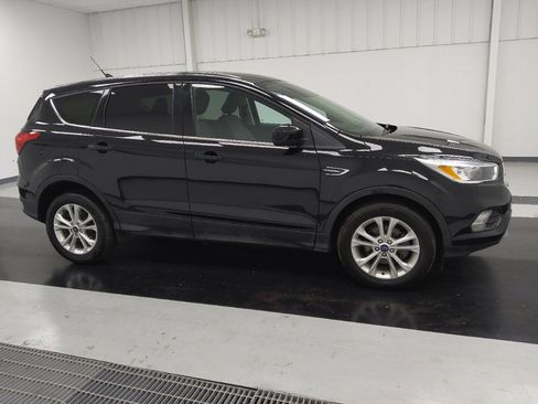 Used 2019 Ford Escape SE FWD image 11