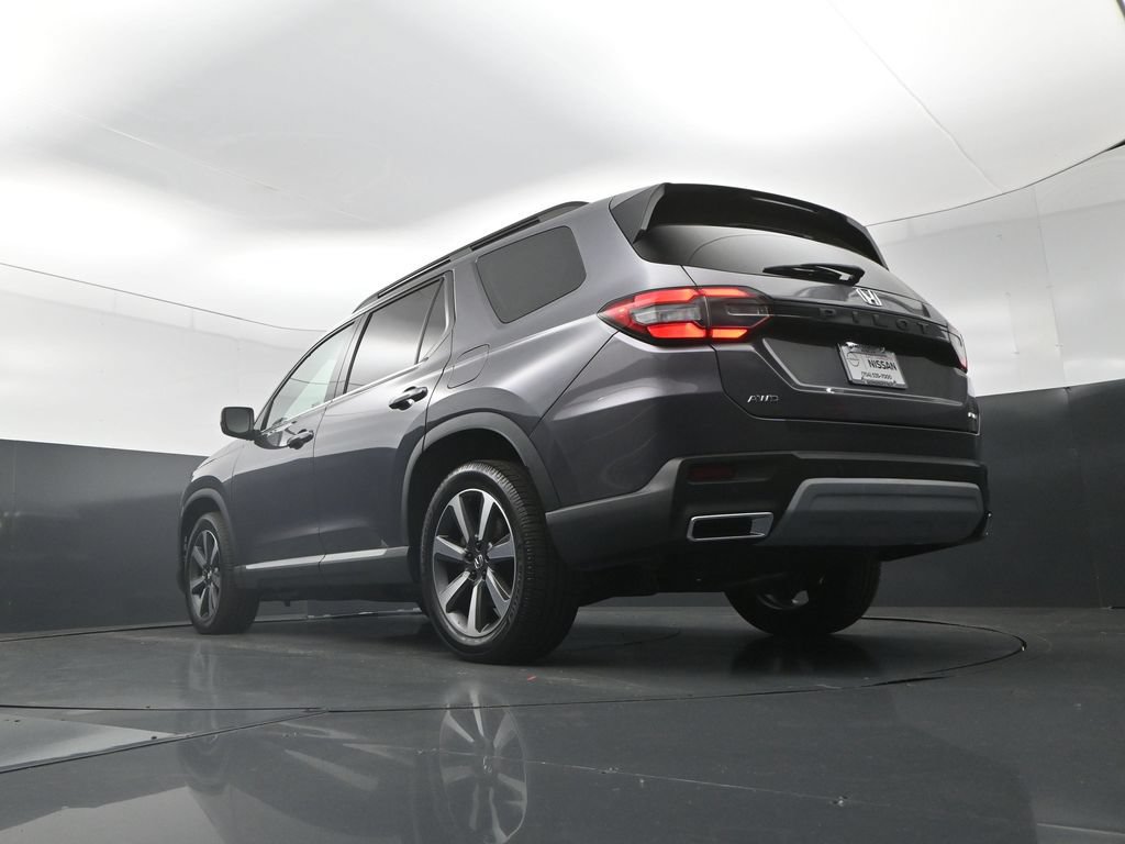 Used 2023 Honda Pilot Elite image 33