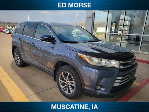 Used 2018 Toyota Highlander XLE image 1