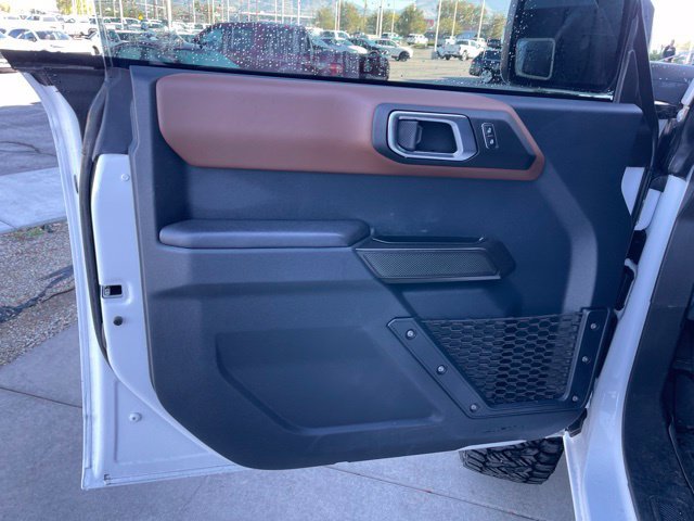 Used 2024 Ford Bronco Outer Banks AWD/4WD image 13