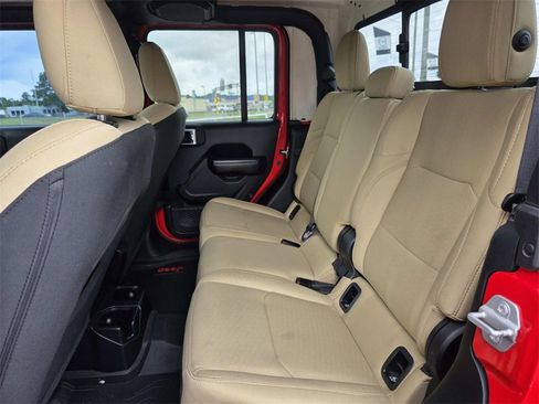 Used 2020 Jeep Gladiator Sport w/ Quick Order Package 24S image 9