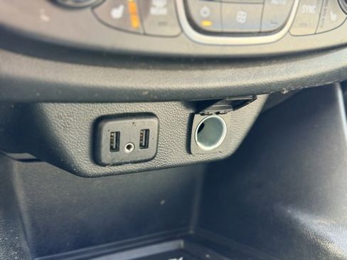 Certified 2022 Chevrolet Traverse LT w/ Midnight/Sport Edition image 16