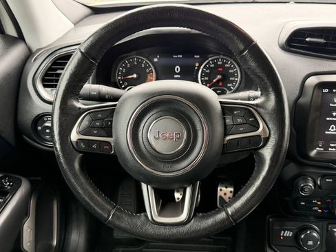 Used 2022 Jeep Renegade Limited AWD/4WD image 16