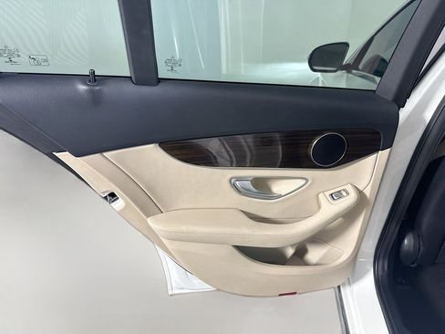 Used 2019 Mercedes-Benz C 300 Sedan image 26