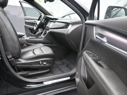 Used 2023 Cadillac XT6 Luxury FWD image 17