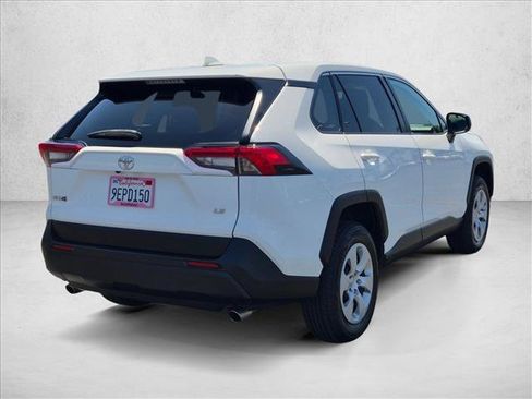 Certified 2023 Toyota RAV4 LE FWD image 5