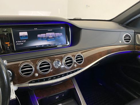 Used 2016 Mercedes-Benz S 550 4MATIC Sedan image 25
