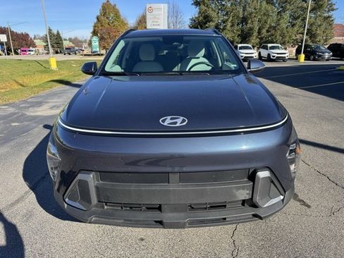 Used 2024 Hyundai Kona SEL image 2