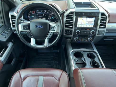 Used 2019 Ford F350 Platinum w/ Platinum Ultimate Package image 33