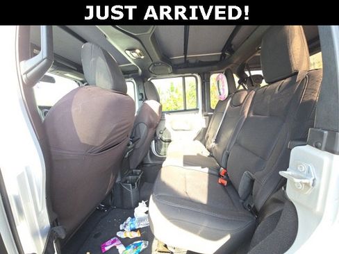 Used 2023 Jeep Wrangler Sport image 8