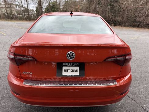 Used 2019 Volkswagen Jetta S w/ Driver Assistance Package FWD image 4