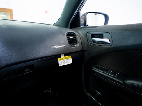 Used 2022 Dodge Charger SXT w/ Blacktop Package RWD image 36