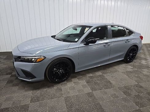 Used 2023 Honda Civic Sport image 6