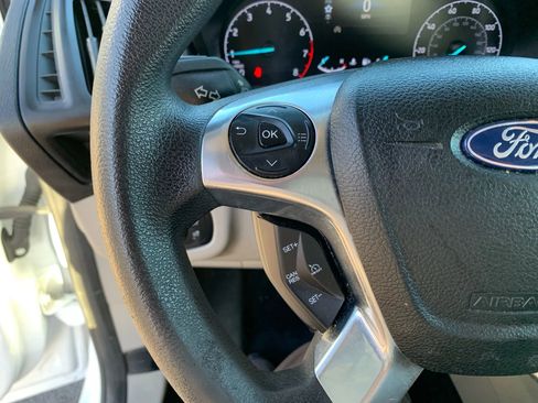 Used 2019 Ford Transit Connect XLT image 13