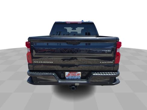 Used 2023 Chevrolet Silverado 1500 Custom RWD image 7