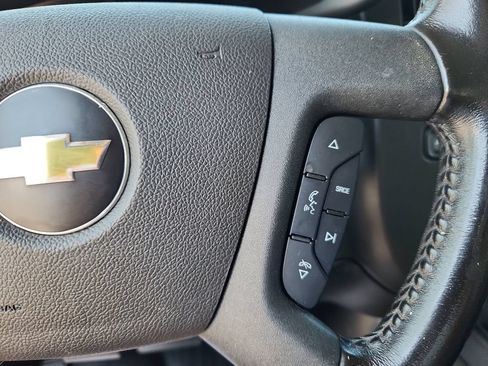 Used 2021 Chevrolet Express 2500 w/ Driver Convenience Package RWD image 14