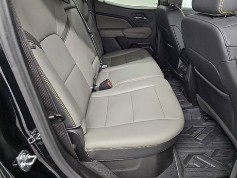 Used 2024 Chevrolet Colorado ZR2 w/ ZR2 Convenience Package III image 16