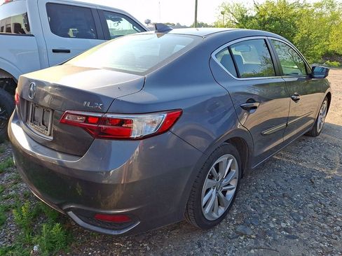 Used 2017 Acura ILX FWD image 4