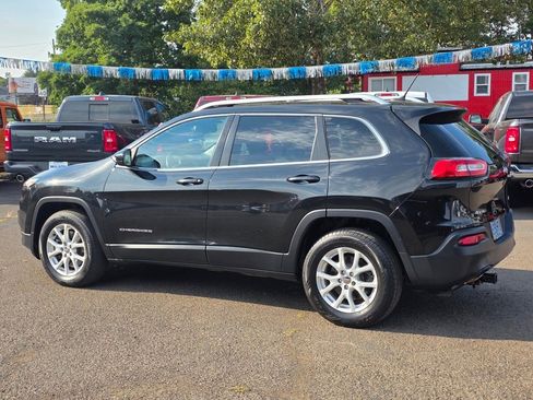 Used 2015 Jeep Cherokee Latitude w/ Comfort/Convenience Group image 28