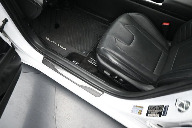 Used 2023 Hyundai Elantra Limited w/ Cargo Package FWD image 29
