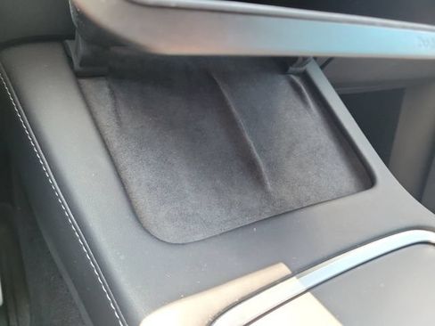 Used 2022 Tesla Model Y Performance AWD/4WD image 30