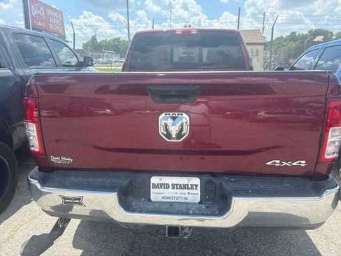Used 2024 RAM 2500 Tradesman w/ Chrome Appearance Group AWD/4WD image 5