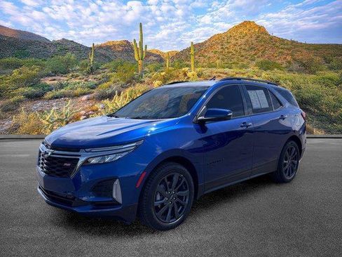 Used 2023 Chevrolet Equinox RS w/ RS Leather Package FWD image 9