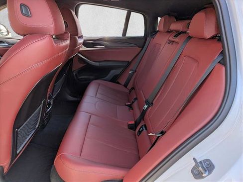 Used 2023 BMW X4 xDrive30i w/ M Sport Package image 17