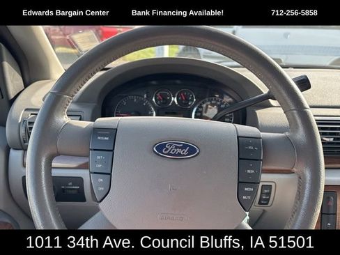 Used 2005 Ford Freestar Limited image 17