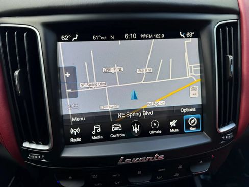 Used 2019 Maserati Levante GranSport AWD/4WD image 36