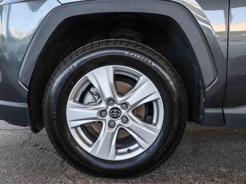 Used 2020 Toyota RAV4 XLE w/ Carpet Mat Package image 11