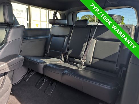 Certified 2025 Ford Expedition Max Platinum w/ Stealth Performance Package AWD/4WD image 19