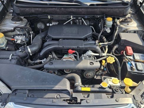 Used 2011 Subaru Outback 2.5i Limited w/ PWR Moonroof Pkg AWD/4WD image 16