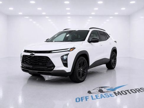 Used 2024 Chevrolet Trax ACTIV FWD image 1