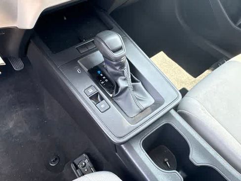Used 2026 Toyota Corolla Cross L FWD image 18