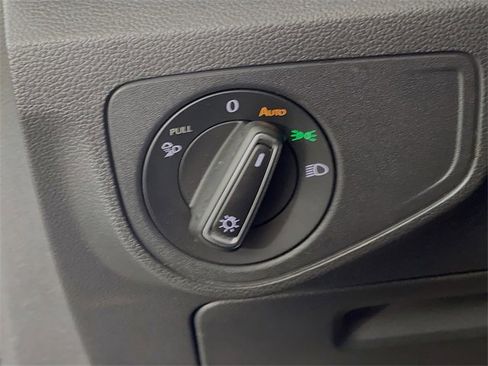 Used 2021 Volkswagen Atlas SEL R-Line image 11