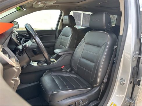 Used 2019 GMC Acadia Denali w/ Technology Package image 8