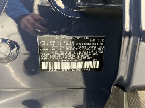 New 2025 Subaru Ascent Limited image 29