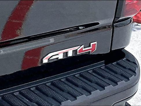 Used 2023 GMC Sierra 3500 AT4 w/ AT4 Preferred Package AWD/4WD image 25
