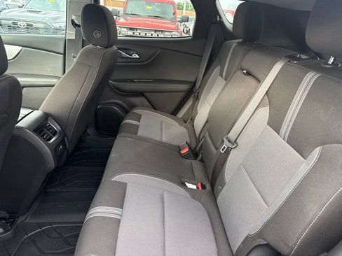 Used 2024 Chevrolet Blazer LT w/ Convenience Package FWD image 28