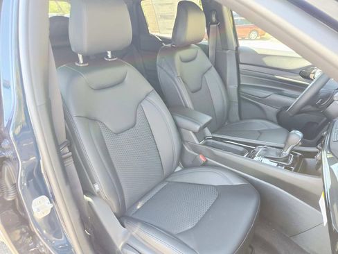 New 2026 Jeep Compass Latitude image 15