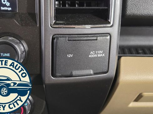 Used 2019 Ford F150 XLT w/ Equipment Group 302A Luxury image 20