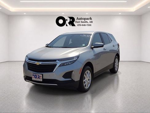 Used 2024 Chevrolet Equinox LT w/ LPO, Floor Liner Package AWD/4WD image 2