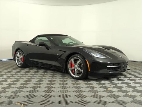 Used 2014 Chevrolet Corvette Base image 9