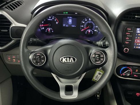 Used 2021 Kia Soul S FWD image 16